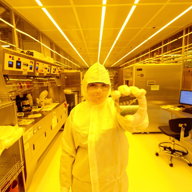 quantum cleanroom